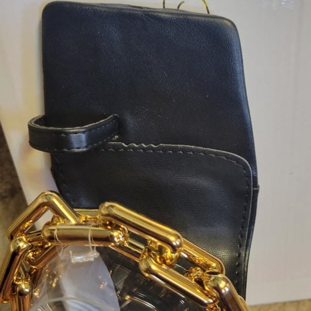 Chained Sandals - Picture 3 of 5